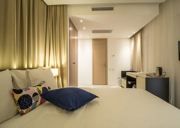 Hotel Harmonia By Dukley