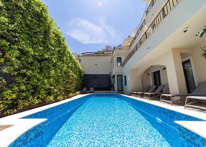 Klaris Guest House
